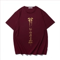 Übergroßes weinrotes Herren T-Shirt mit goldenem Drachenmotiv und Foliendruck-Schrift - XL / Weinrot