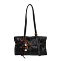 Borsa tote retrò nera con cuciture bianche a contrasto e ciondoli a cuore in peluche - Con Ciondolo / Nero