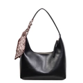 Bolso de media luna negro de cuero vegano con pañuelo decorativo y acabado mate suave - Negro