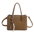 Borsa tote marrone con pieghe verticali e un ciondolo retrò in perle di legno - 24*10*16 / Caramello