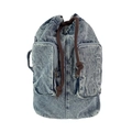 Zaino in denim lavato con coulisse, due tasche frontali e maniglia laterale in blu sbiadito - Azzurro