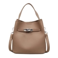 Borsa a secchiello minimalista in pelle kaki con chiusura rotante argentata - Cachi