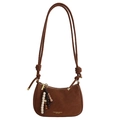 Dunkelbraune Baguette-Tasche im Vintage-Stil mit Knotengurt und Perlenanhängern - Mit Anhänger / Braun
