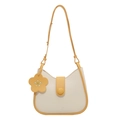 Bolso cubo chic en crema y amarillo con adorno de flor y correa ajustable para el hombro - Amarillo