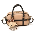 Sac baguette Boston beige avec poignées noires et pendentif caniche en peluche doux - Avec Pendentif / Kaki