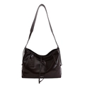 Bolso tote grande marrón oscuro en cuero encerado brillante con correa al hombro - Café Grande