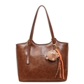 Sac cabas en similicuir marron foncé avec logo doré et pendentif boule en peluche - Avec Pendentif / Marron Jaune
