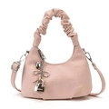 Roze halve maan handtas met bloemig borduursel, gerimpeld handvat en bedeltjes - Met Hanger / Roze