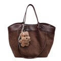 Große dunkelbraune Shopper-Tasche aus Wildleder mit Anhänger und Lederbesatz - Kaffeebraun
