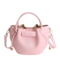 Secchiello rosa chic con trama stropicciata lucida e coulisse con perle dorate - Rosa