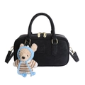 Sac à main Boston noir en cuir grainé avec détails dorés et breloque ourson - Avec Pendentif / Noir