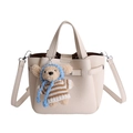 Secchiello beige con trama litchi e ciondolo orsetto carino per donna - Con Ciondolo / Bianco