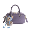 Sac Boston violet avec pendentif ours en peluche et double fermeture éclair en cuir mat - Violet