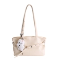 Sac fourre-tout beige chic en cuir grainé avec une adorable breloque chien en peluche - Avec Pendentif / Blanc