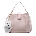 Sac seau en cuir grainé rose avec poignée et breloque peluche pour femmes - Avec Pendentif / Rose