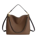 Bolso tote de cuero marrón con cadena trenzada y detalles dorados sobre fondo blanco - Gris elefante