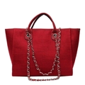Rote Shopper-Tasche mit Webstruktur, silbernen Kettenriemen und Metallösen-Detail - Rot