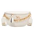 Sac banane blanc en similicuir crocodile avec grosse chaîne dorée et logo de cheval - Blanc