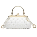 Elegante borsa da sera trapuntata bianca con decorazioni di perle e catena d'oro - Bianco