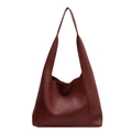 Retro Schultertasche in Tiefburgunder mit eleganter Ledertextur in Lychee-Optik - Braun