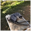 Borsa hobo vintage grigio scuro con borchie argentate e chiusure lampo multiple - Grigio Premium