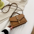 Piccola borsa quadrata chic in pelle PU marrone con finiture dorate e manico superiore - Marrone