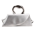 Sac à main argenté minimaliste avec poignée artistique en métal et design asymétrique - Argenté