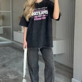 Retro oversized katoenen T-shirt in acid-wash zwart met vintage grafische print - M / Gewassen Zwart