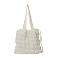 Gesteppte cremefarbene Puffer-Tasche mit Popcorn-Textur und verstellbaren Kordelzügen - Weiß