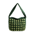 Bolso nube acolchado verde oscuro con flores de ganchillo 3D y correa ancha - Verde