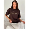 Übergroßes kaffeebraunes Baumwoll-T-Shirt mit goldenem Saint Tropez Grafikdruck - 3XL / Dunkelbraun