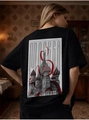 Detail van de grafische print van de Basiliuskathedraal op de rug van het zwarte katoenen T-shirt - S / Zwart Rugprint