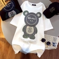Camiseta de algodón blanco con diseño de oso de pedrería brillante y eslogan - 3XL / Blanco