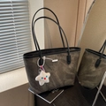 Borsa tote oversize grigio scuro con logo argento e ciondolo a stella morbido - Senza Ciondolo / Marrone Scuro