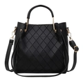 Klassische schwarze Eimertasche für Damen mit Rautensteppung und goldenen Details - Schwarz