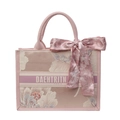 Borsa tote in tela ricamata rosa con motivi floreali e sciarpa decorativa sul manico - Grande / Rosa