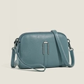 Borsa a tracolla blu Morandi in pelle martellata con ciondolo a U in metallo argento - Blu