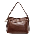 Bolso de hombro de cuero sintético marrón oscuro con detalles de correas y colgante de béisbol - Con Colgante / Marrón