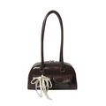 Borsa bowling retrò marrone scuro in pelle cerata lucida con ciondolo a perla e fiocco - Con Ciondolo / Marrone