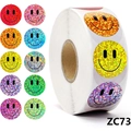 Makro-Detail bunter Glitzer-Smiley-Stern-Aufkleber Rolle für Schülerbelohnungen - Rund Lächeln Stil (ZC73) / 2.5cm