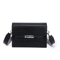 Borsa a mano classica in pelle nera con chiusura girevole argento e tracolla regolabile - Nero