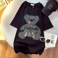 T-shirt nera in cotone taglie forti con motivo orsetto in strass e vestibilità ampia - 3XL / Nero