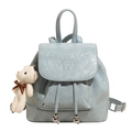 Sac à dos bleu clair en similicuir avec texte embossé et charmant petit ours blanc - Bleu
