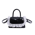 Borsa a mano nera in pelle con bordo in pizzo bianco e fiocco in stile a tracolla - Nero