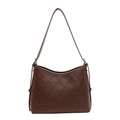 Dunkelbraune gesteppte Hobo-Schultertasche mit Rautenmuster und breitem Schultergurt - Kaffeebraun