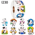 Rouleau d'autocollants vache avec 8 motifs mignons dont manger de l'herbe et tambour - Vache Dessin Animé A (1230) / 2,9 cm