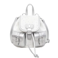 Mochila para mujer en blanco perla y plata con detalle de lazo metálico de moda - Plateado