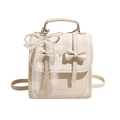 Schicker beige Schleifen-Rucksack aus PU-Leder und Karostoff mit Spitzen-Perlen-Anhänger - Gebrochenes Weiß