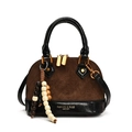 Bolso de ante marrón con diseño acolchado de rombos y base de charol negro - Con Colgante / Marrón