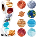 Rotolo di adesivi rotondi a tema pianeti del sistema solare con design ad acquerello - Tema Universo Pianeta (N122)